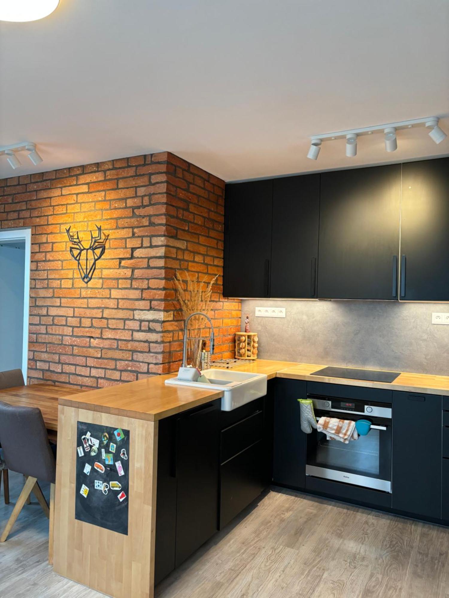 Premiere Apartment Bratislava - Private Parking Eksteriør billede